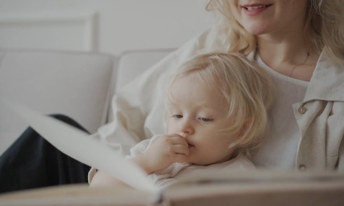 孕妇梦见白色的蝴蝶网 | 孕妇梦见白色的蝴蝶是什么意思,孕妇梦见白色蝴蝶鲤鱼
